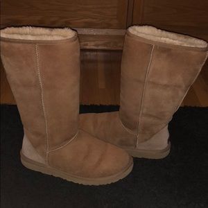 UGG Classic Tall Chestnut Boot. Size 9